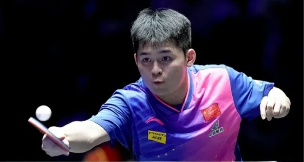 意大利大将夺得男子乒乓球金牌