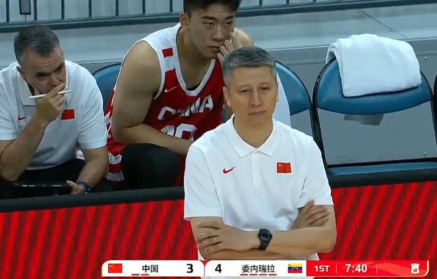郭士强执教中国男篮战绩1胜11负最近11场全败