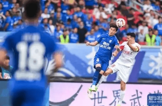 2-2！武汉三镇逼平联赛第3，邓卓翔带队11轮狂揽18分，成土帅之光
